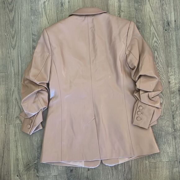 CINQ À SEPT   Kylie Faux Leather Blazer‼️ - Picture 3 of 3